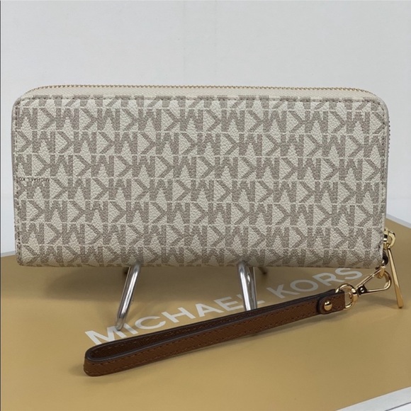 Michael Kors Jet Set LG Continental
Wallet Vanilla - Picture 3 of 7